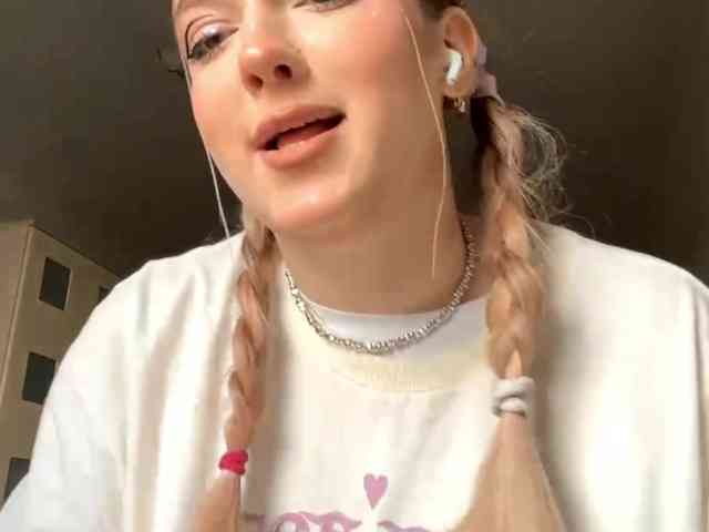 CharmaineSease webcam