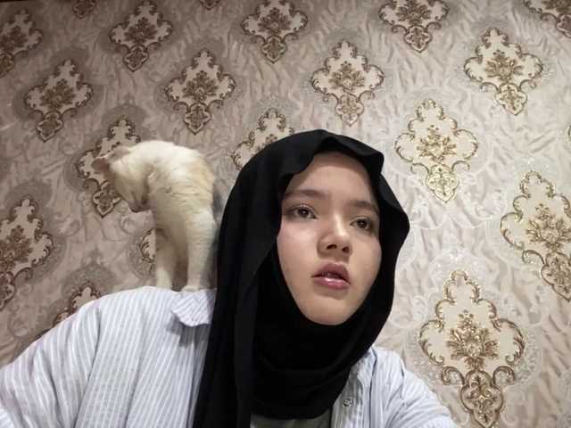 MachelleEchavarria's Thumb Image