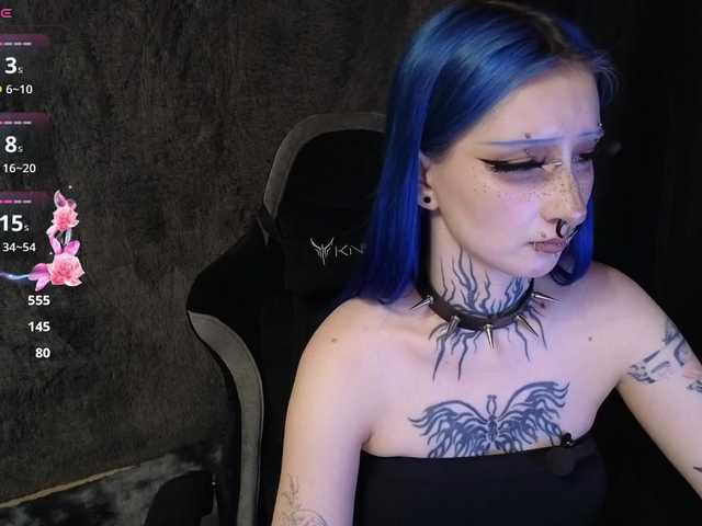 YoungAlice1 webcam stream