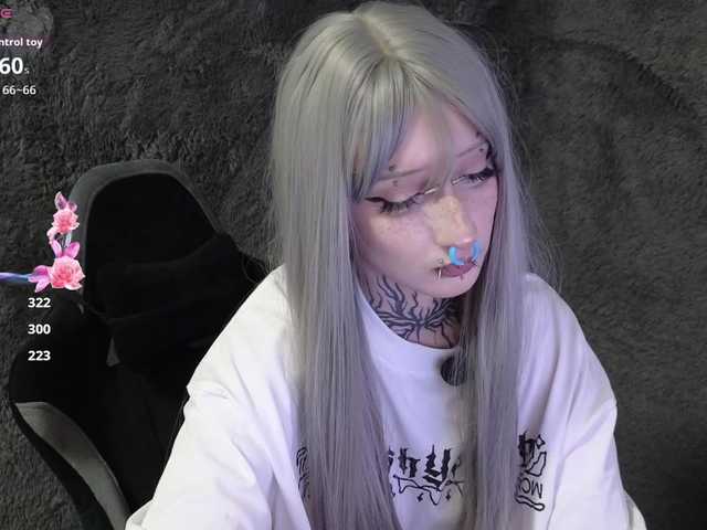 YoungAlice1's BongaCams show and profile