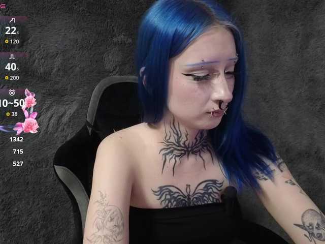 видео YoungAlice1