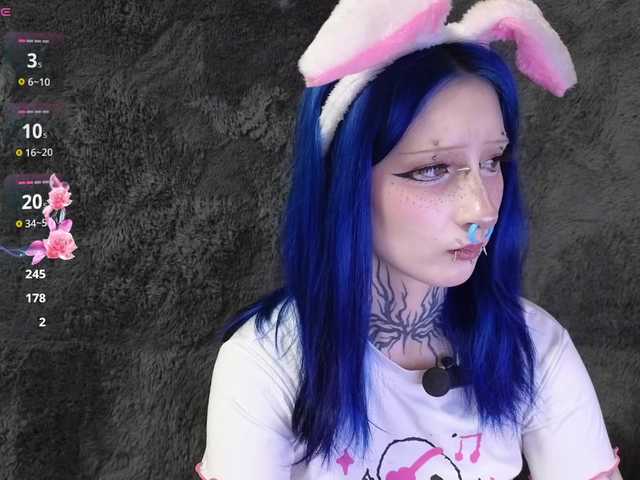 YoungAlice1's BongaCams show and profile