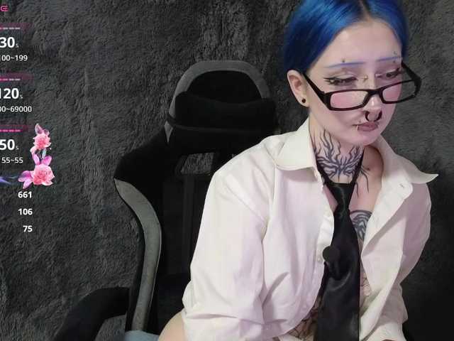 YoungAlice1's BongaCams show and profile