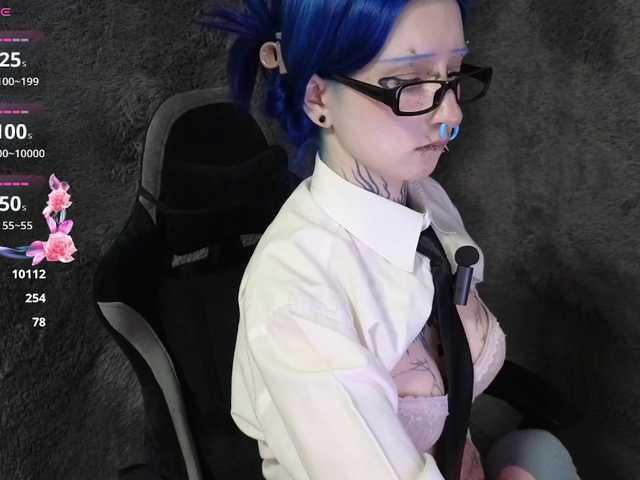 секс с YoungAlice1