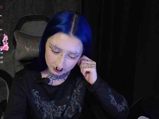 YoungAlice1 Live Webcam on BongaCams