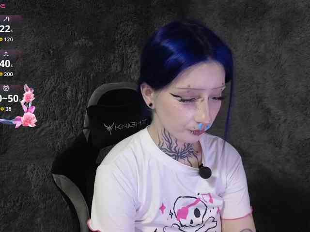 YoungAlice1 YoungAlice1