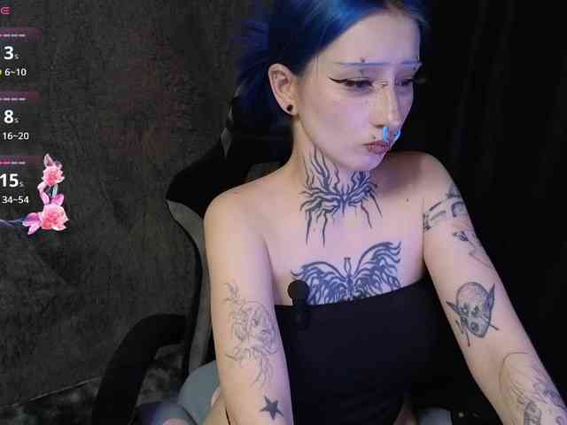 YoungAlice1 Live Webcam on BongaCams