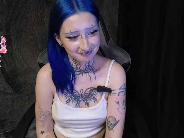 YoungAlice1 YoungAlice1