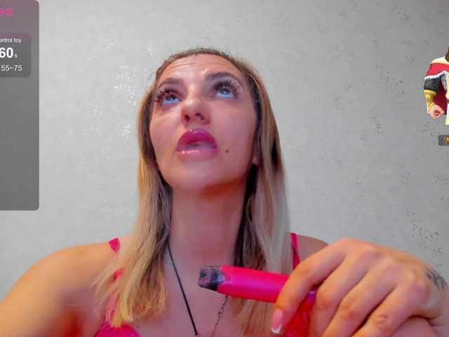 RileyLanna's BongaCams show and profile