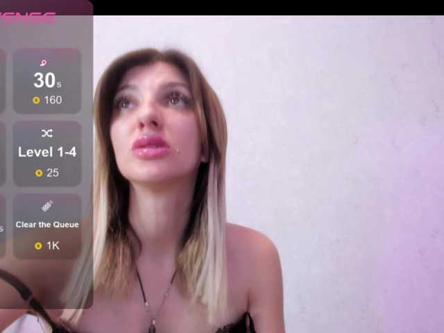 RileyLanna's BongaCams show and profile