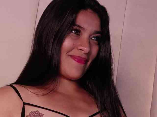 LannyShell Live Webcam on BongaCams