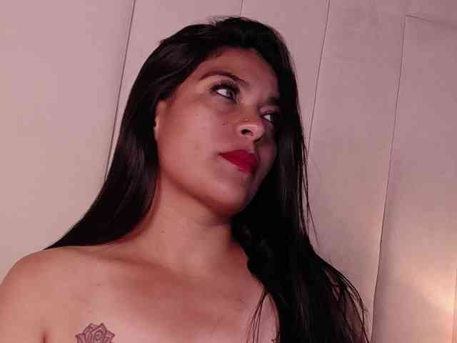 LannyShell Live Webcam on BongaCams