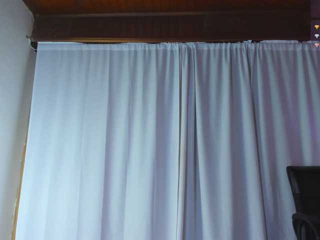 NikollSalas's BongaCams show and profile