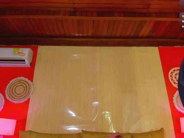 NikollSalas Live Webcam on BongaCams