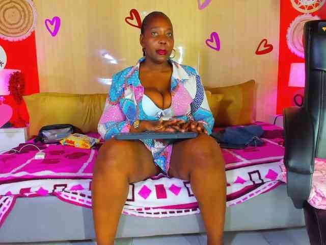 NikollSalas Live Webcam on BongaCams