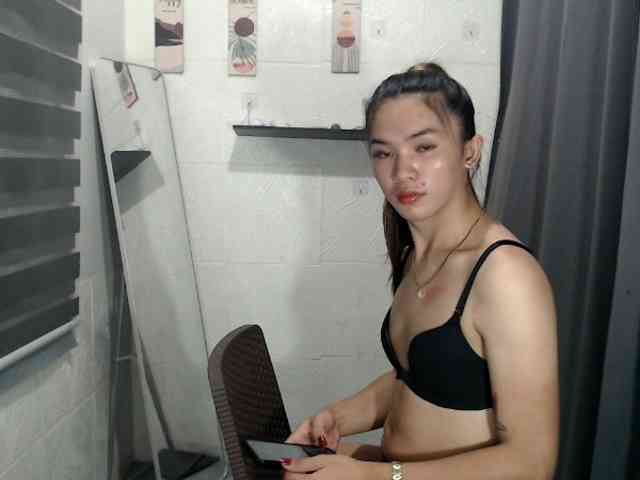 youngasianhardco... Live Webcam on BongaCams