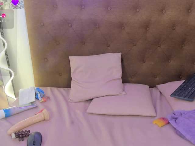 Irina-tay's BongaCams show and profile