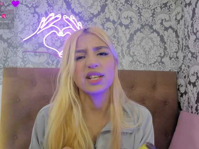 Irina-tay's BongaCams show and profile