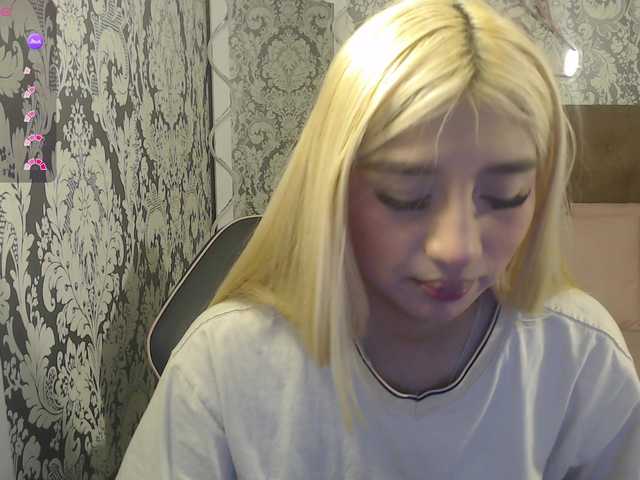 Irina-tay's BongaCams show and profile