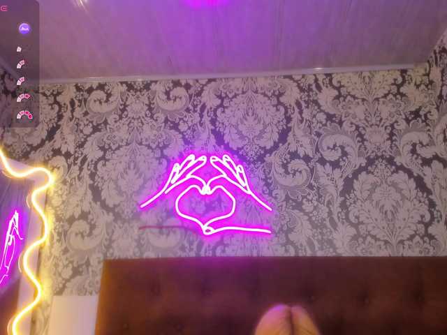 Irina-tay's BongaCams show and profile