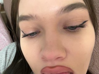 Glossmixdoll Porn Show