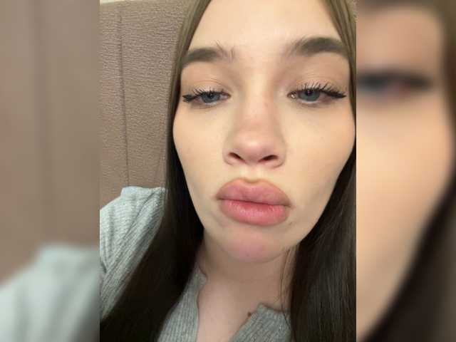 Glossmixdoll – webcam model profile photo