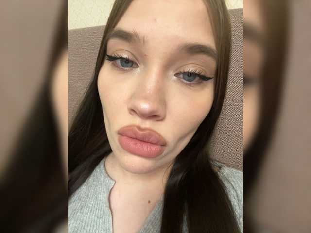 Glossmixdoll – webcam model profile photo