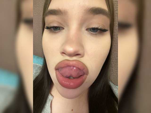 видео Glossmixdoll