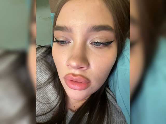 Glossmixdoll from BongaCams is Freechat