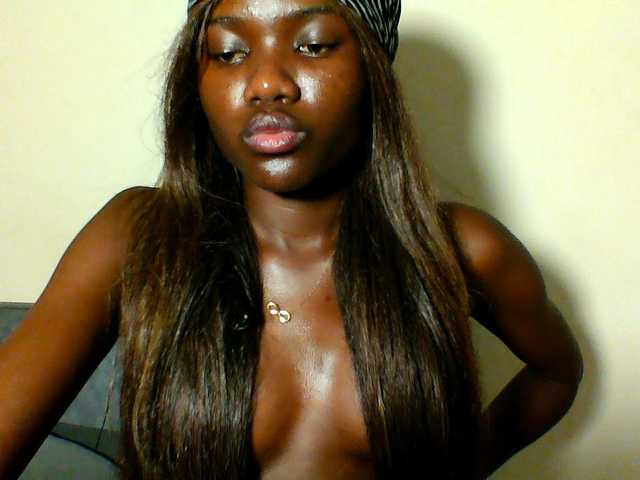 Sexy-cutie's BongaCams show and profile