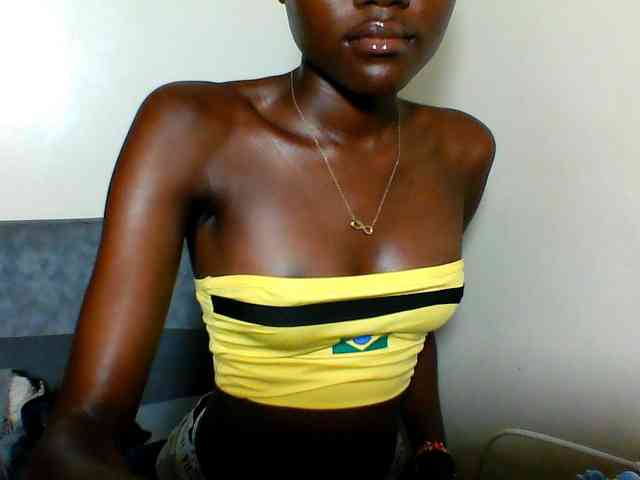 Sexy-cutie Sexy-cutie