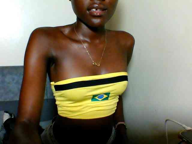 Sexy-cutie Sexy-cutie