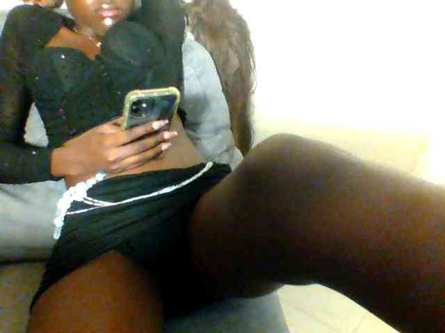 Sexy-cutie Sexy-cutie