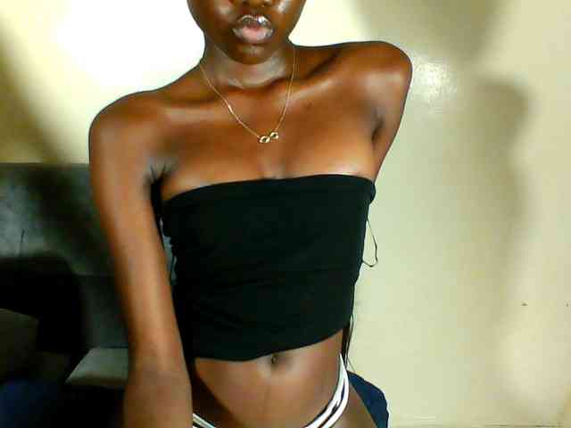 Sexy-cutie Sexy-cutie