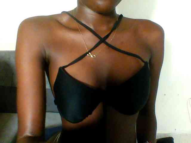 Sexy-cutie Sexy-cutie