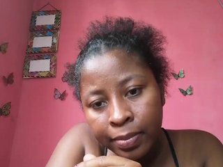 Natalie22's Live Webcam