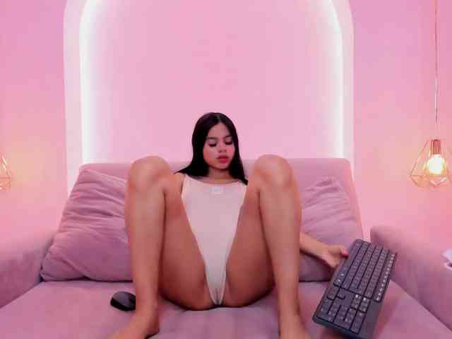 MelodyDiiaz MelodyDiiaz