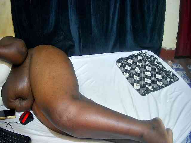 sweet-boobies webcam