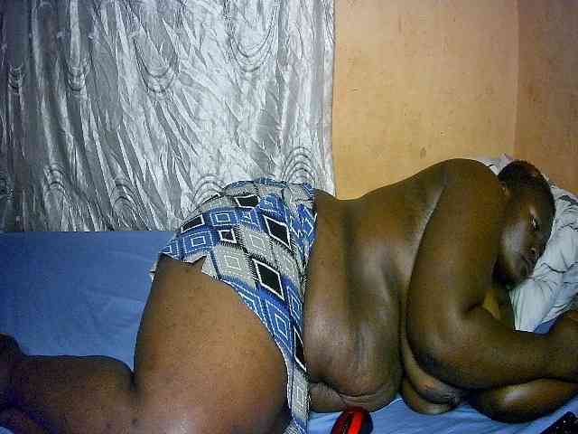 sweet-boobies webcam