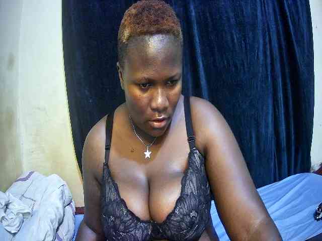 sweet-boobies webcam