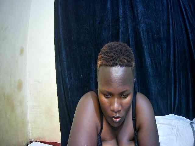 sweet-boobies webcam