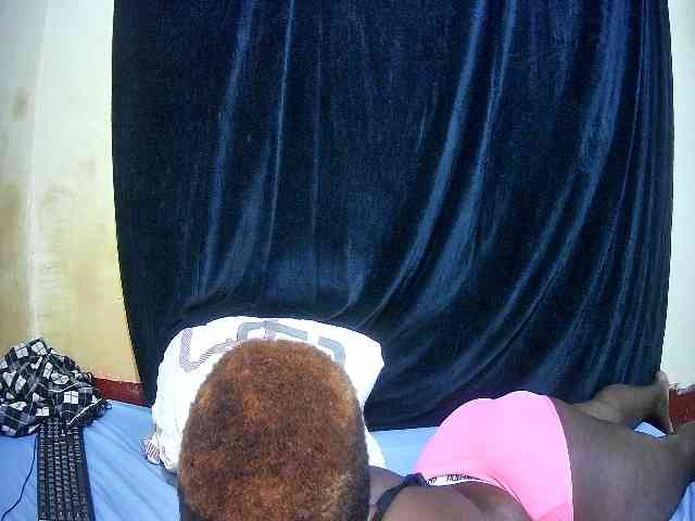 sweet-boobies webcam