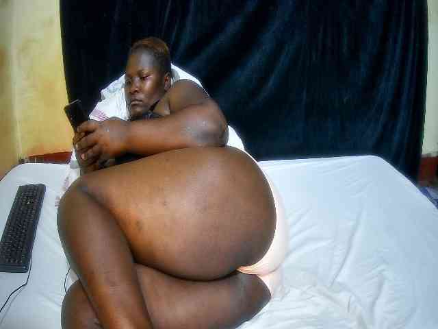 sweet-boobies webcam