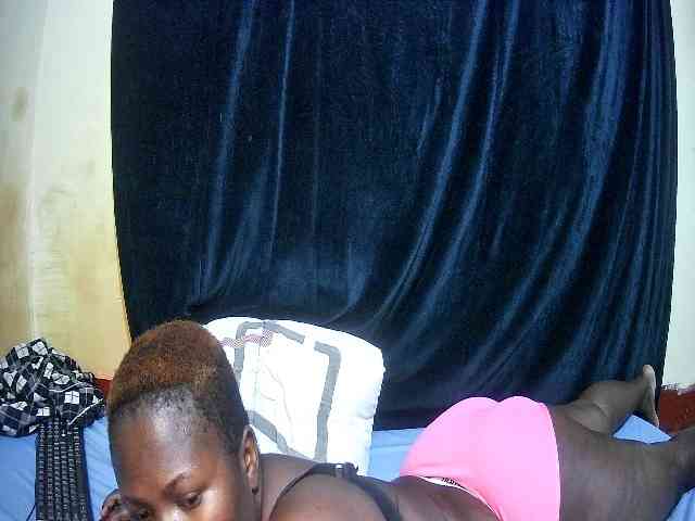 sweet-boobies webcam