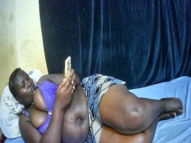 sweet-boobies webcam