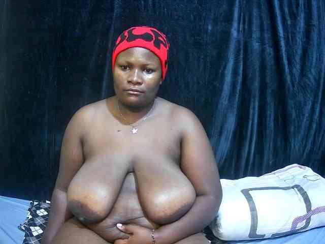 sweet-boobies webcam