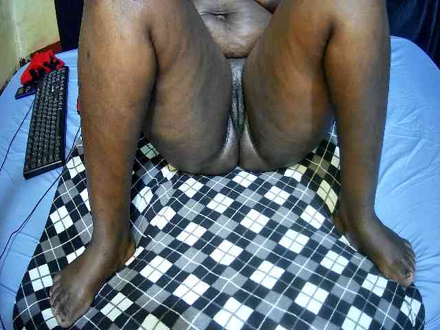 sweet-boobies webcam