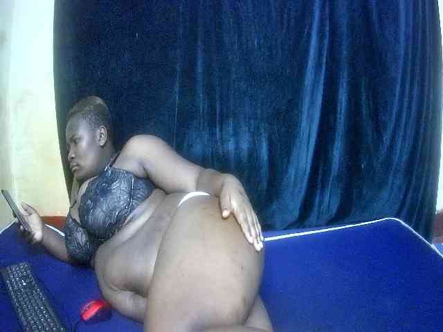 sweet-boobies webcam