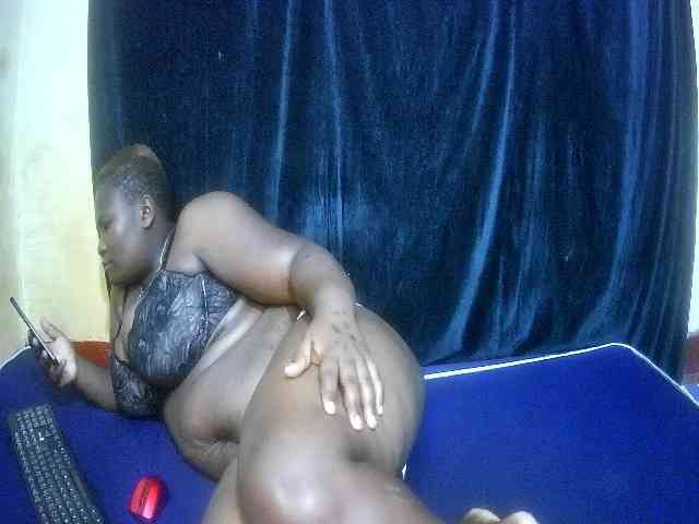 sweet-boobies webcam