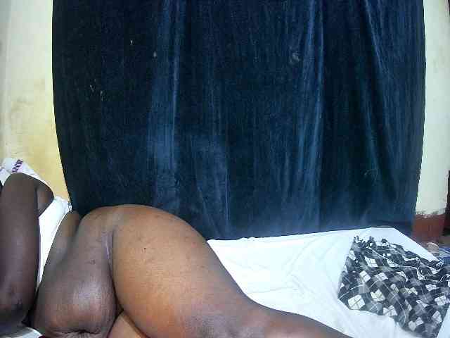 sweet-boobies webcam